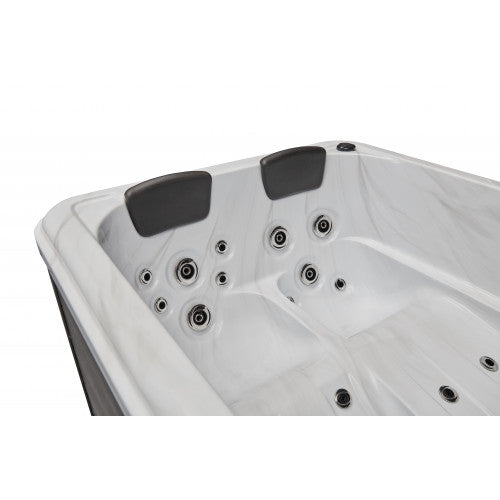Luxury Spas Hot Tubs Luxury Spas Riley 3-Person Hot Tub Studio Series