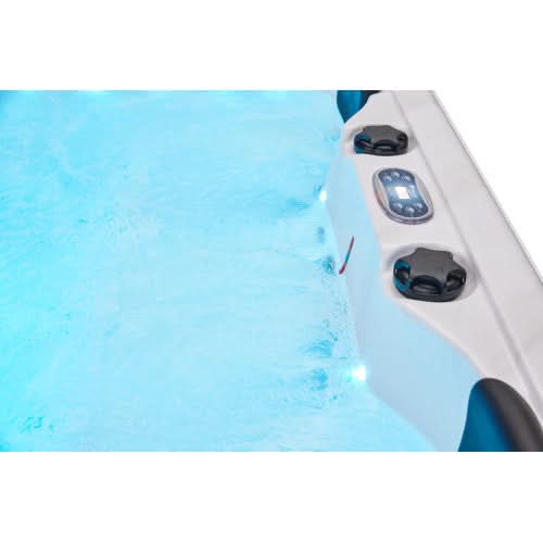 Luxury Spas Hot Tubs Luxury Spas Social 5 Person Hot Tub Studio Series