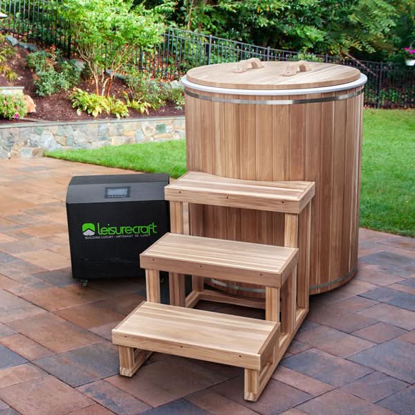 Dundalk LeisureCraft Cold Plunge Tubs Dundalk LeisureCraft The Arctic Cold Plunge Tub - Clear Red Cedar