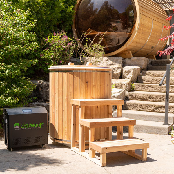 Dundalk LeisureCraft Cold Plunge Tubs Dundalk LeisureCraft The Arctic Cold Plunge Tub - Knotty Red Cedar