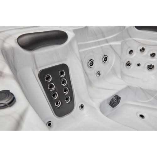 Luxury Spas Hot Tubs Luxury Spas Estes 5-Person Hot Tub Studio Series