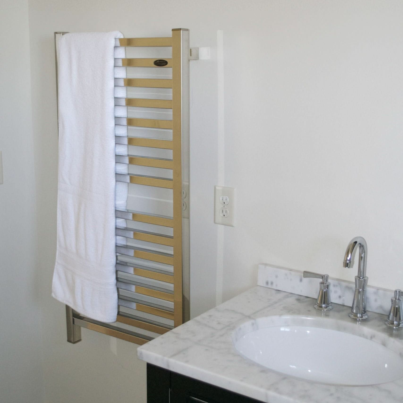Amba Sauna Accessories Amba Quadro Q2142 16 Bar Hardwired Towel Warmer