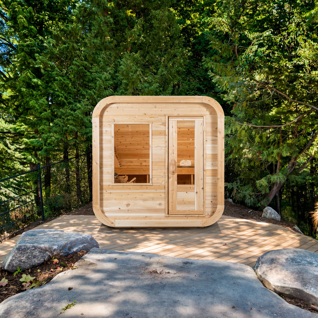 Dundalk LeisureCraft Saunas Dundalk LeisureCraft Canadian Timber Luna 3-4 Person Outdoor Traditional Cabin Sauna - CTC22LU
