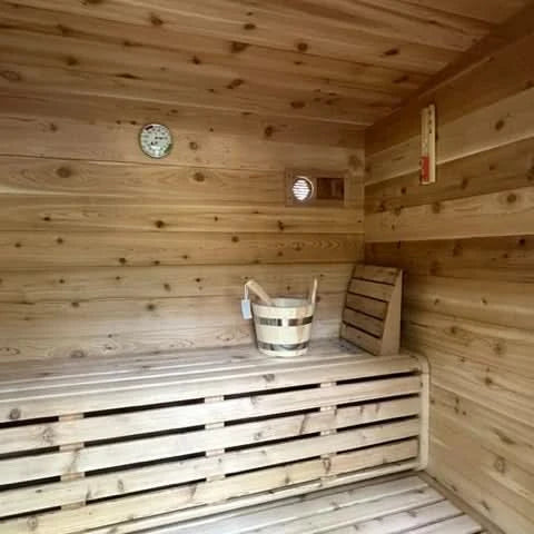 True North Saunas Saunas True North Canadian Made Quattro 4-5 Person Outdoor Traditional Cedar Cube Sauna