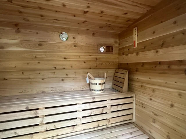 True North Saunas Saunas True North Canadian Made 5 Person Outdoor Traditional Cabin Sauna