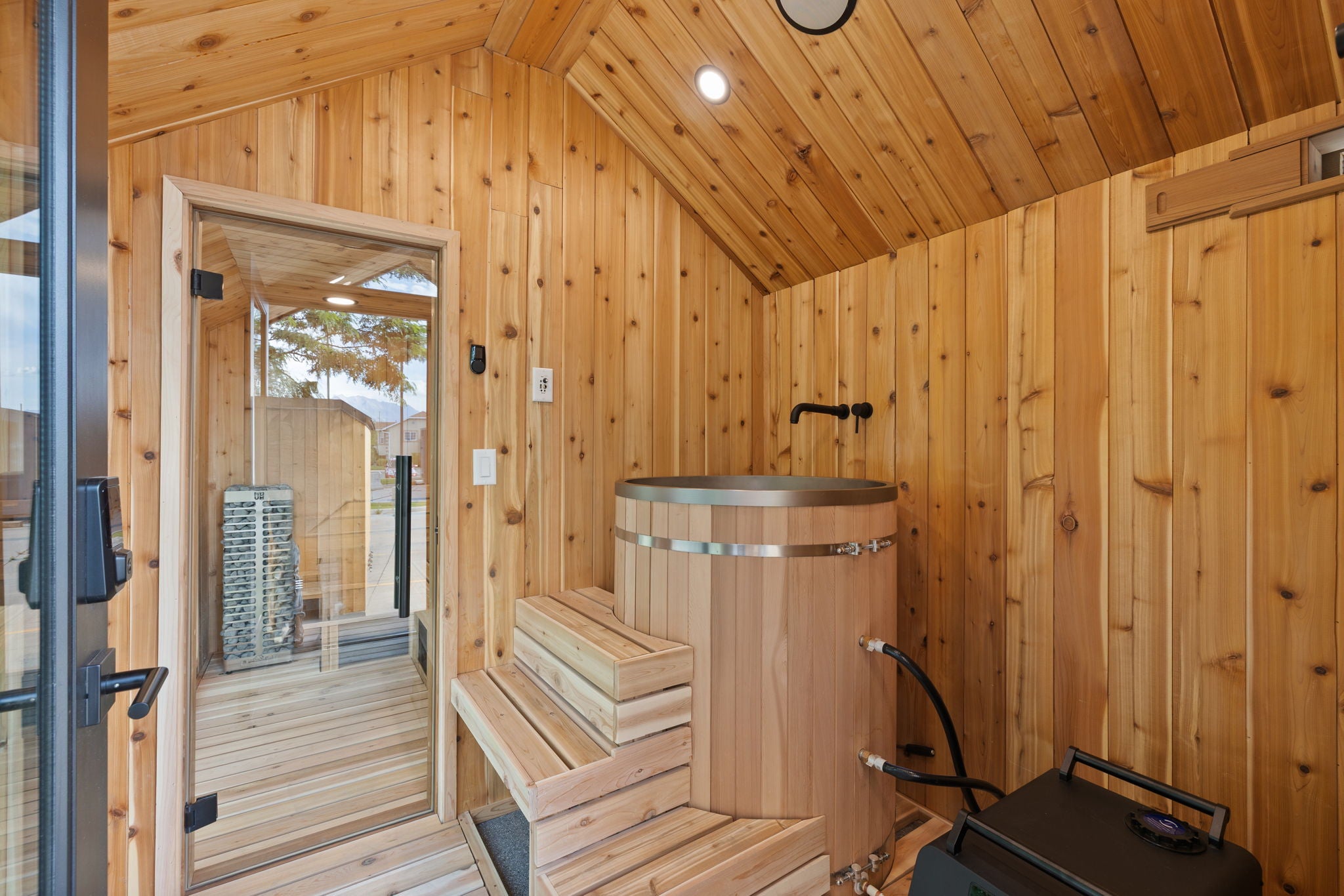 Sweaty Yeti Sauna Plus 6-8 Person Outdoor Sauna & Barrel Cold Plunge Cabin