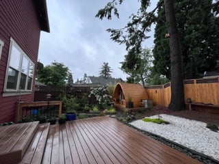 Dundalk LeisureCraft Saunas Dundalk Leisure Knotty Cedar Mini Pod Sauna