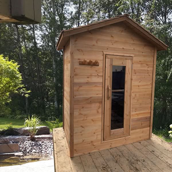 Dundalk LeisureCraft Saunas Dundalk LeisureCraft Knotty Cedar Outdoor Cabin Sauna