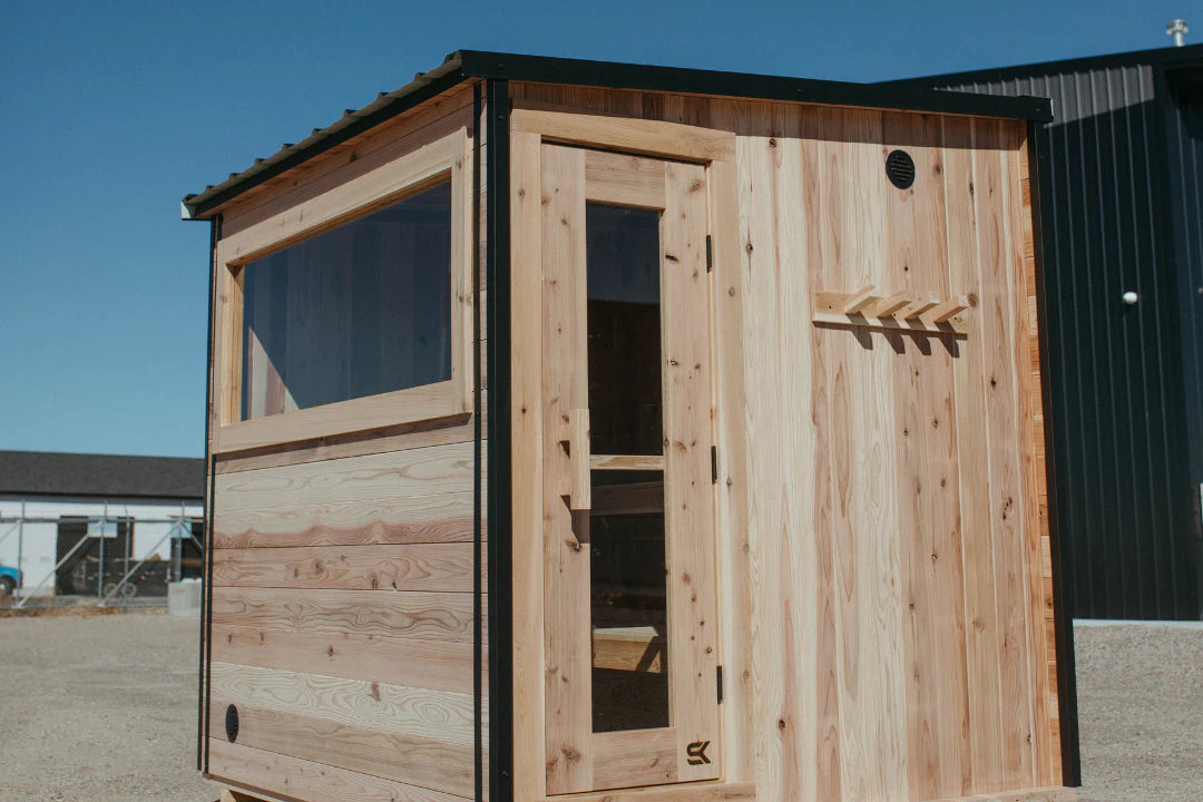 Sweat Kingdom Saunas Sweat Kingdom The Summit 2-6 Person Traditional Outdoor-Indoor Sauna