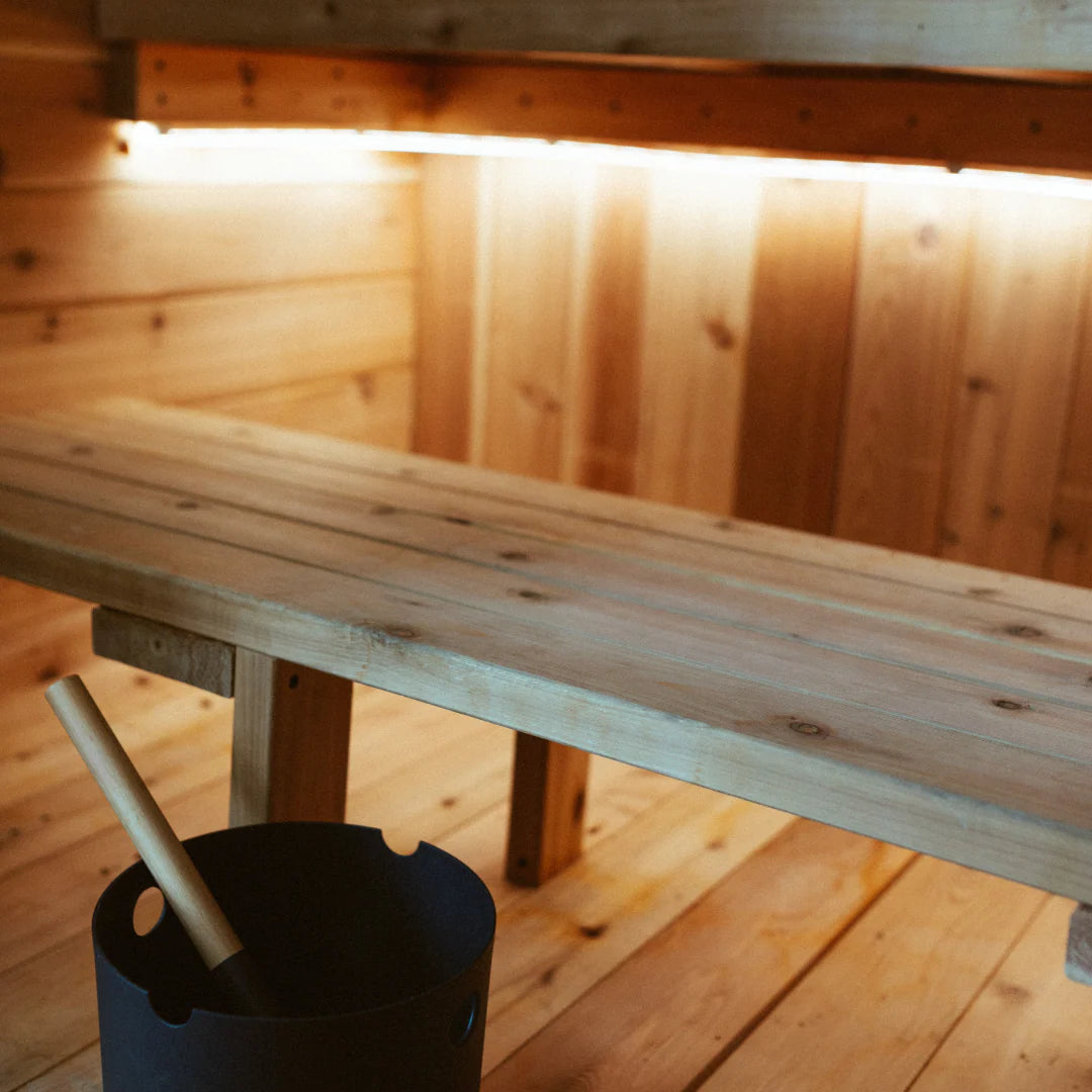 Sweat Kingdom Saunas Sweat Kingdom The Sweat Cabin 4 Person Traditional Outdoor-Indoor Sauna