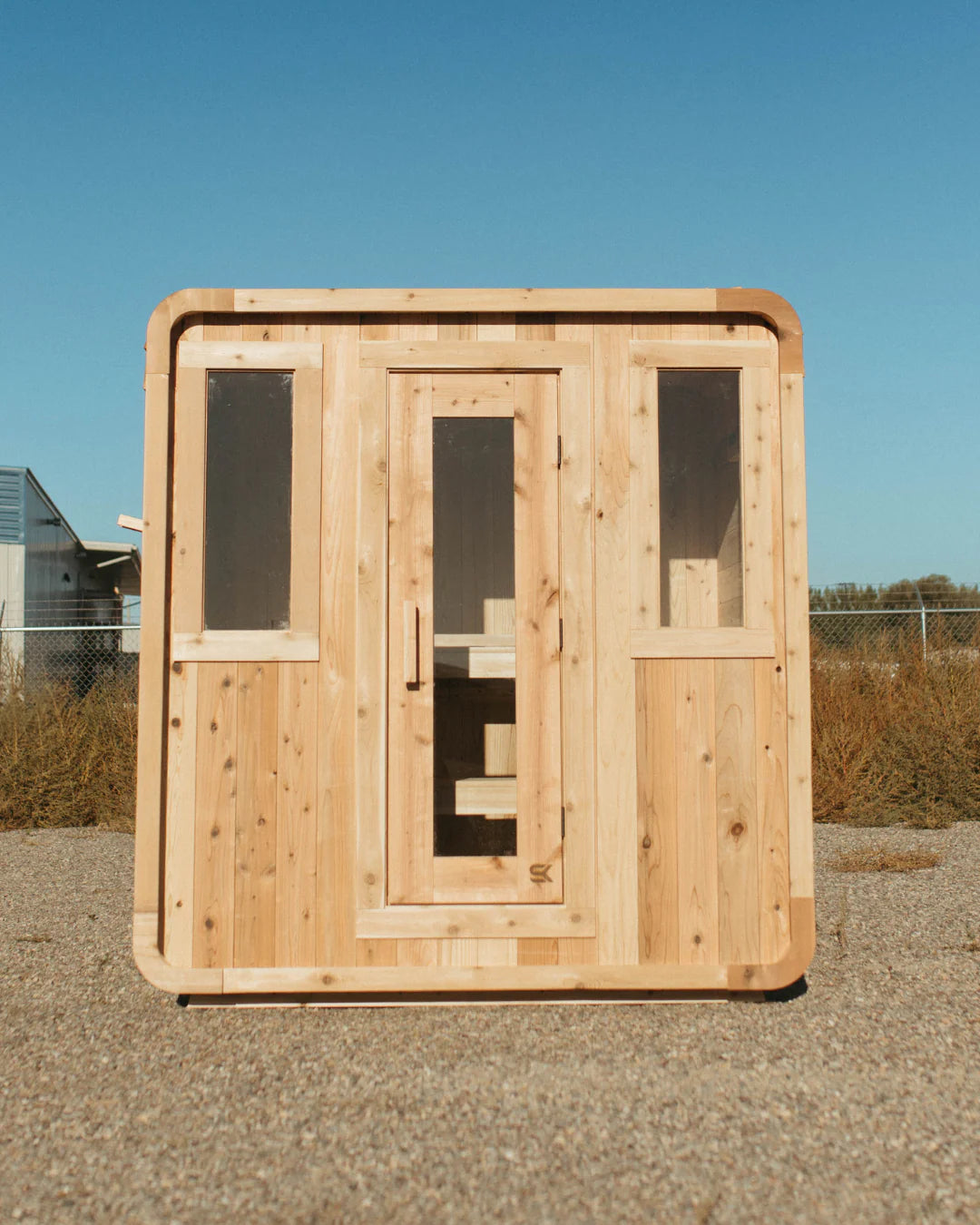 Sweat Kingdom Saunas Sweat Kingdom The Sweat Cabin Deluxe 6 Person Traditional Outdoor-Indoor Sauna