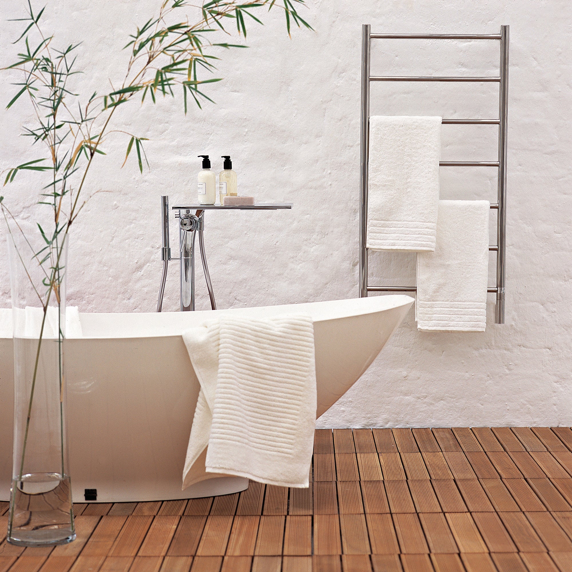 Amba Jeeves F-STRAIGHT Heated Towel Rack - My Sauna World