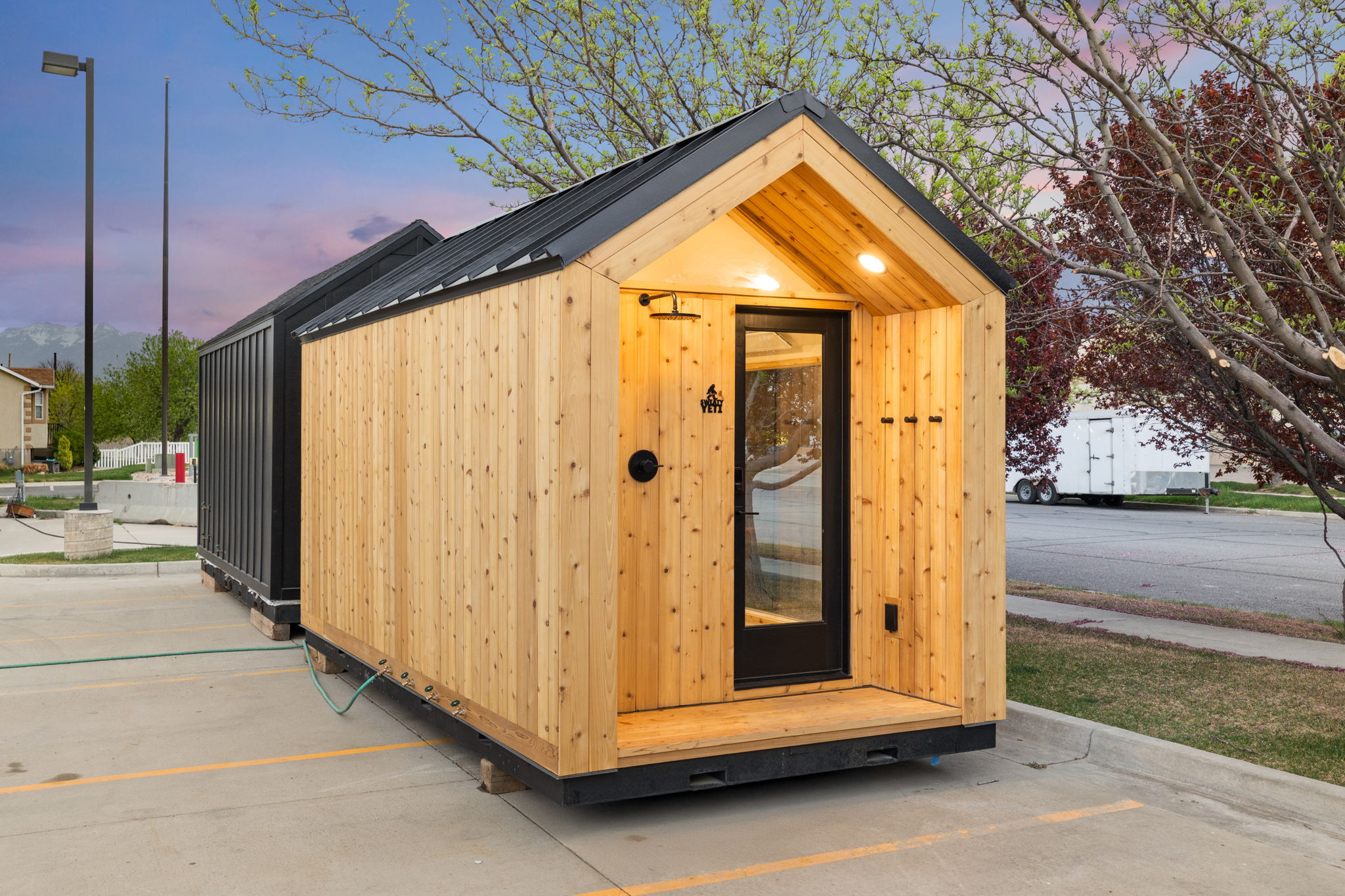 Sweaty Yeti Sauna Plus 6-8 Person Outdoor Sauna & Barrel Cold Plunge Cabin