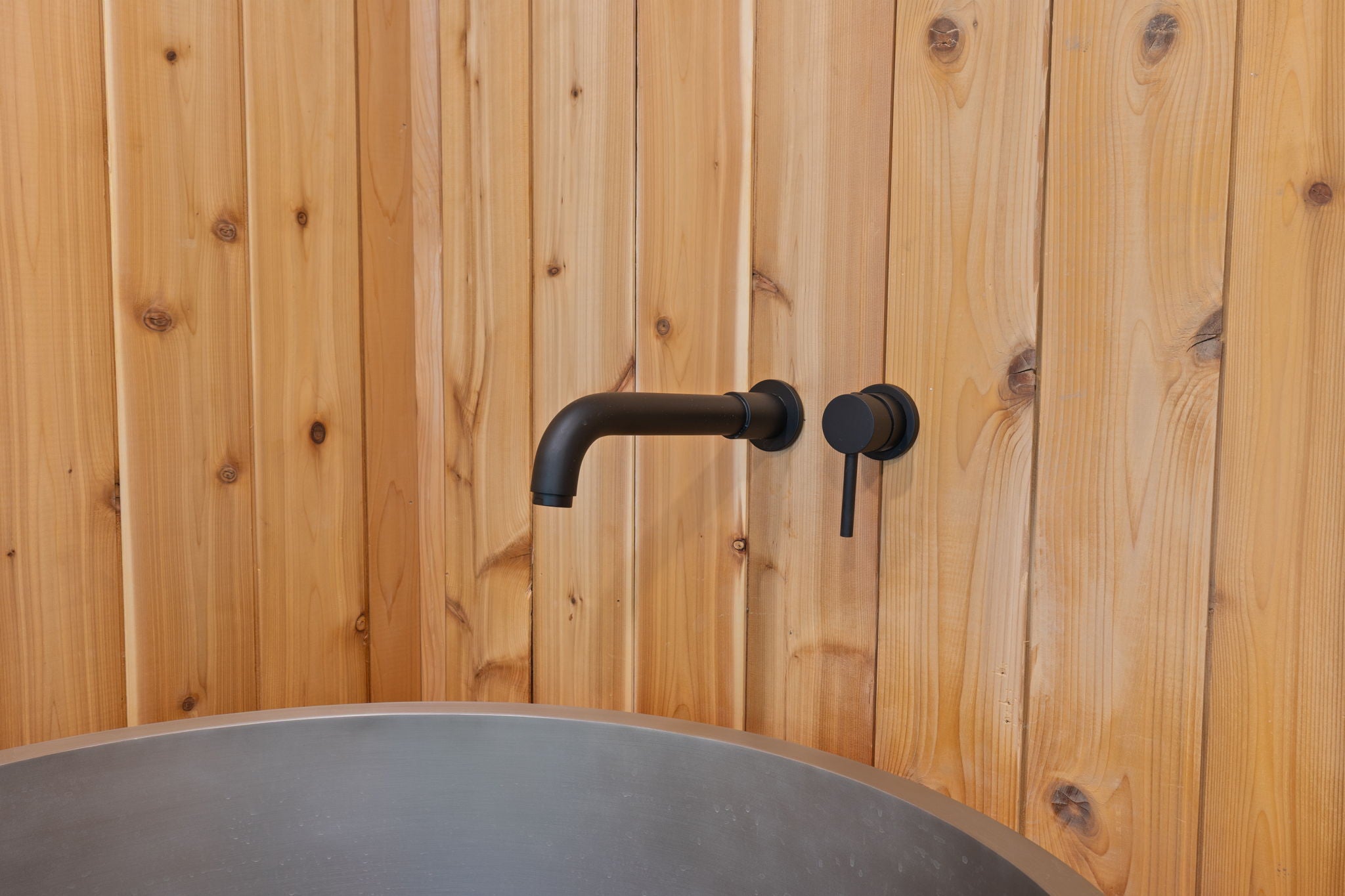 Sweaty Yeti Saunas Sweaty Yeti Sauna Plus 6-8 Person Outdoor Sauna & Barrel Cold Plunge Cabin