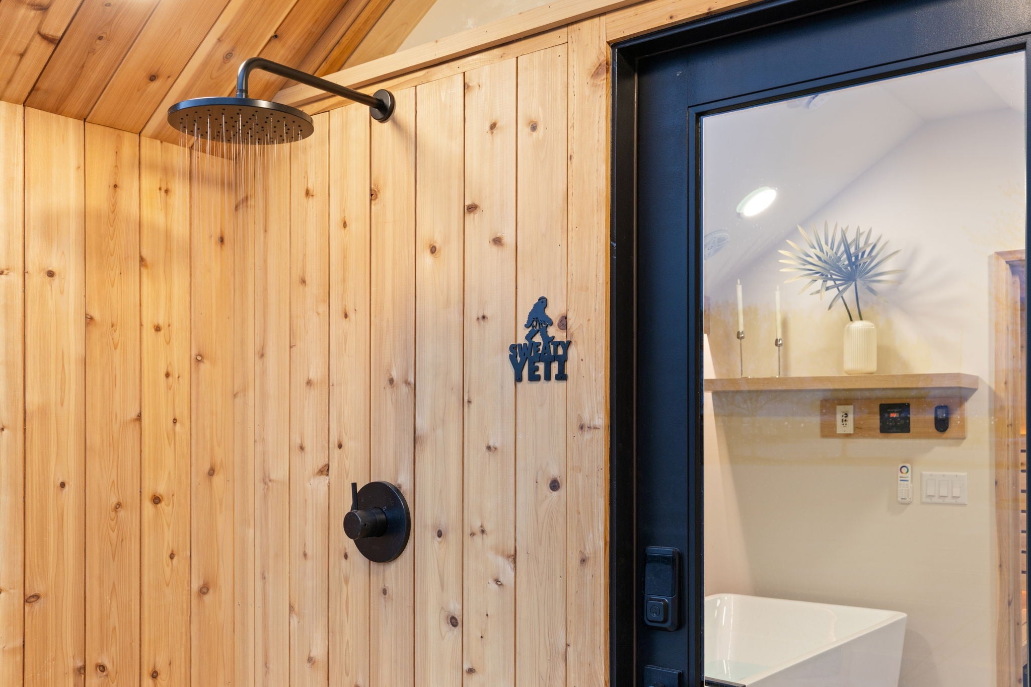 Sweaty Yeti Saunas Sweaty Yeti 4-6 Person Outdoor Sauna & Cold Plunge Cabin