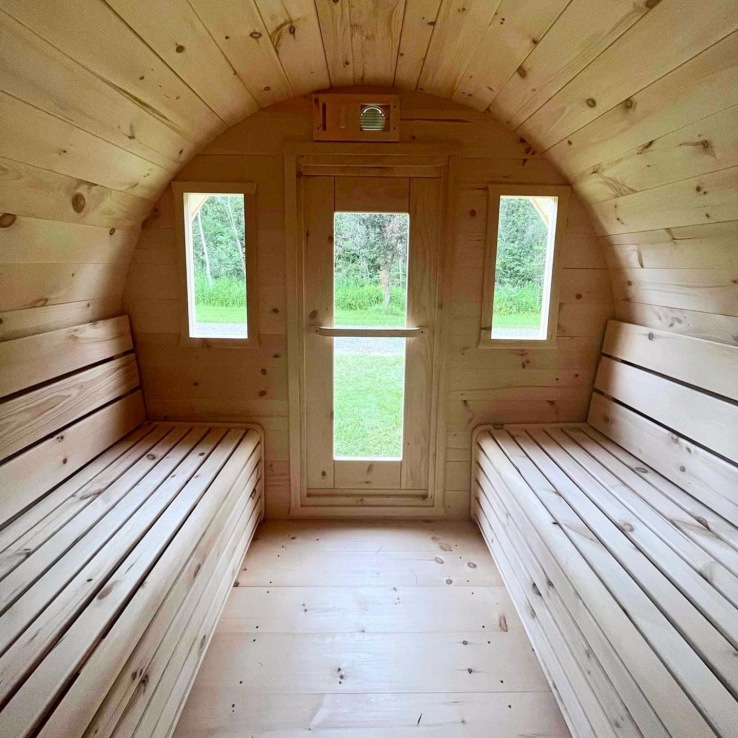 True North Saunas Saunas True North Schooner Canadian Made 2-8 Person Outdoor Traditional Barrel Sauna