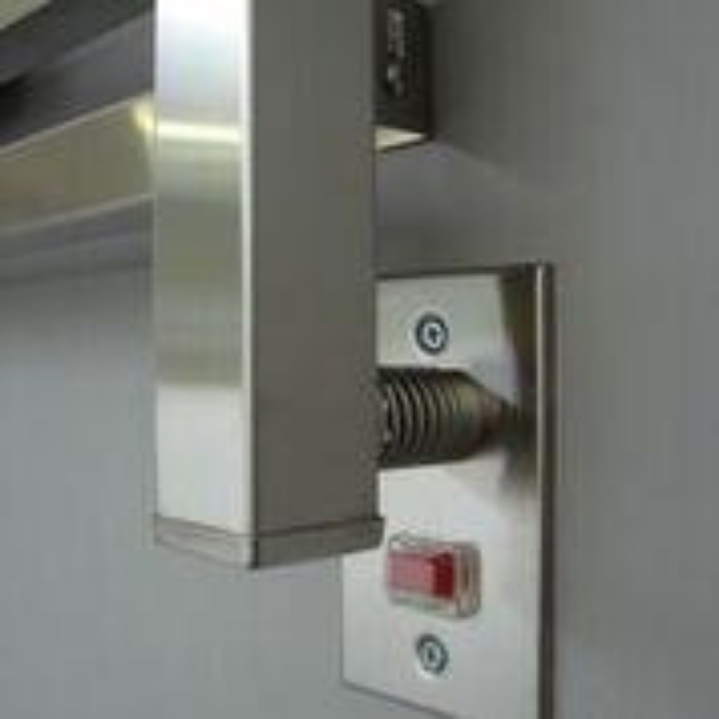 Amba Quadro Q-2033 Heated Towel Rack - My Sauna World